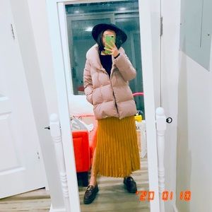 Aritzia puffer jacket